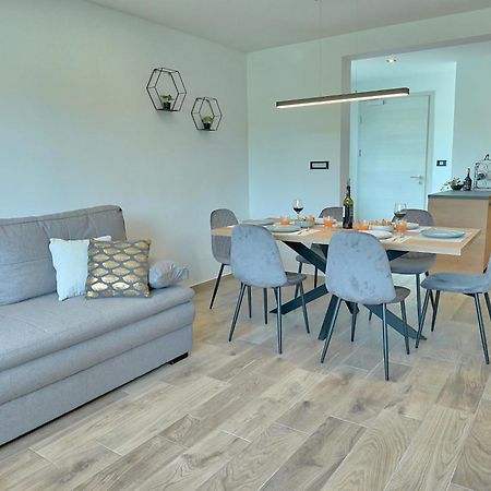 Apartments Lipa Plac 포스토이나 외부 사진