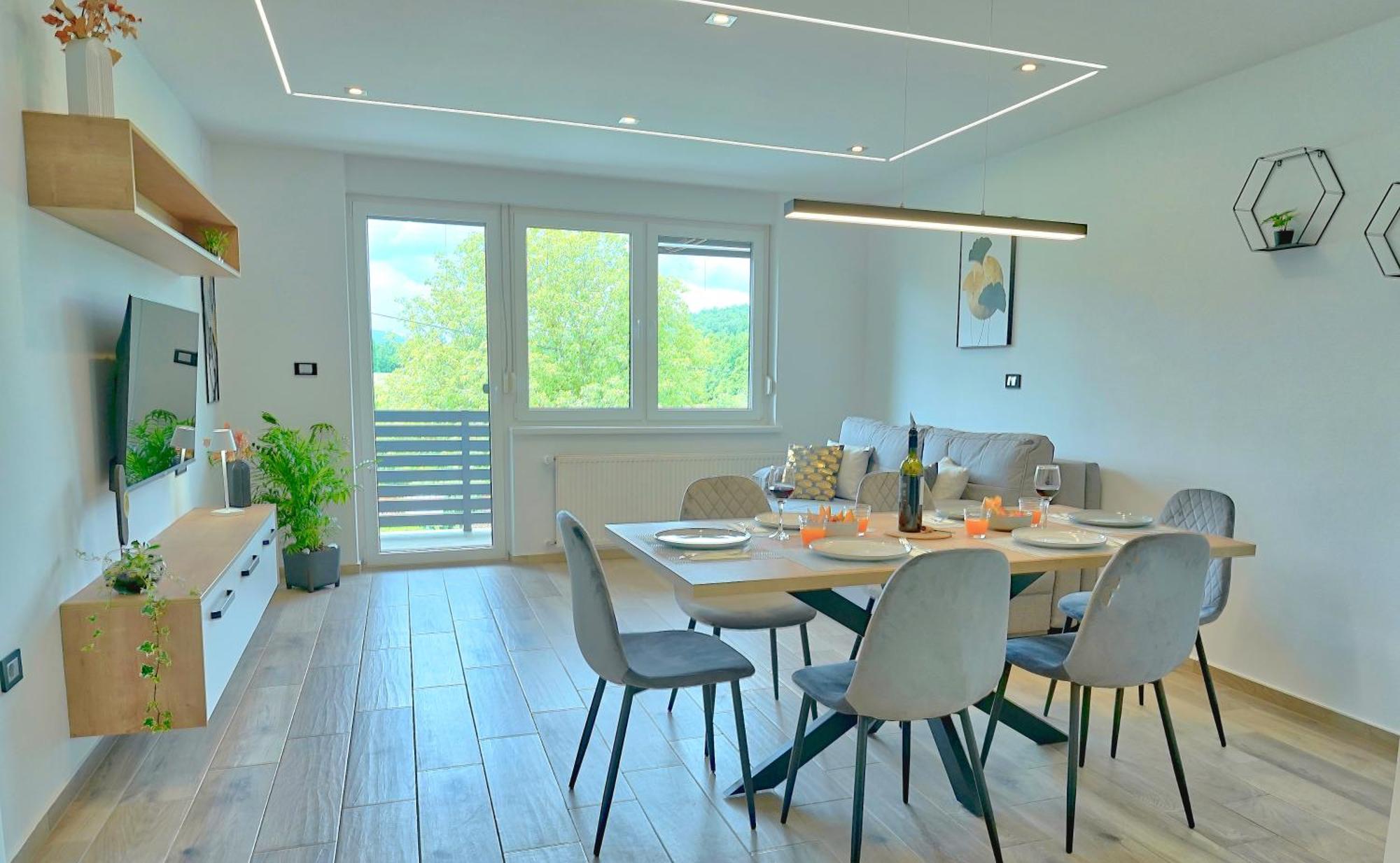 Apartments Lipa Plac 포스토이나 외부 사진